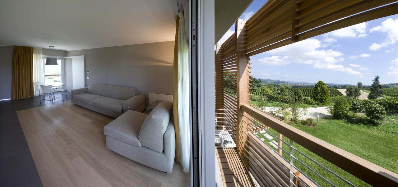 Appartement Casa Nelle Vigne à Castiglione Tinella Extérieur photo